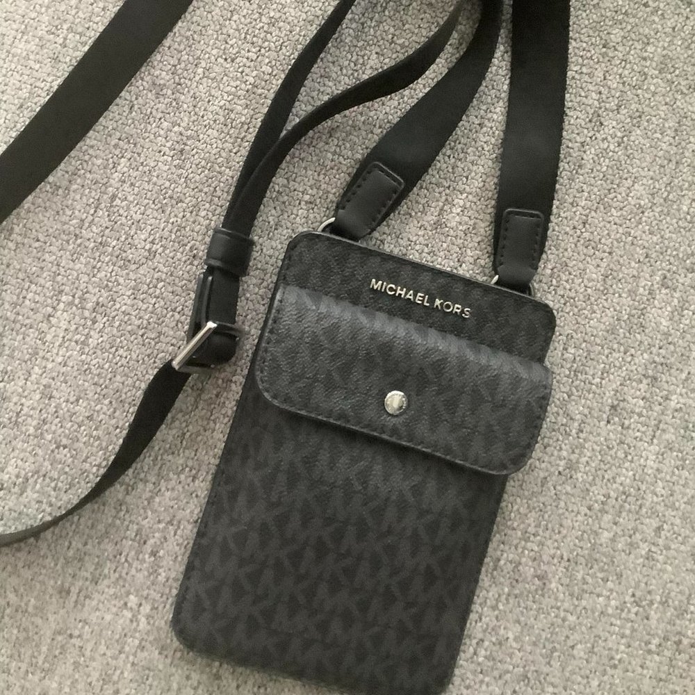 MICHAEL Michael Kors Crossbody Bags Black Used